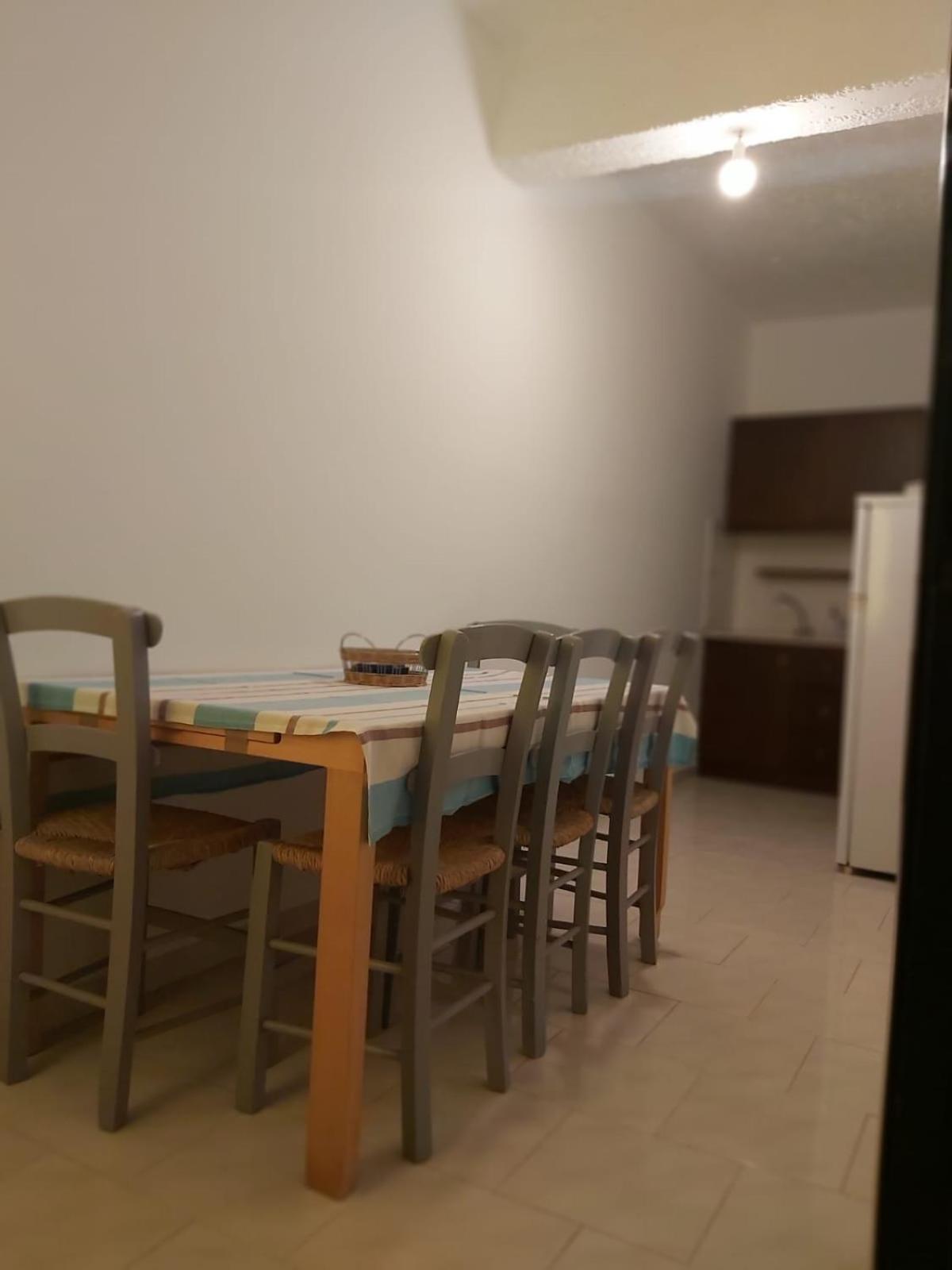 And Xenophon Appartement Matala