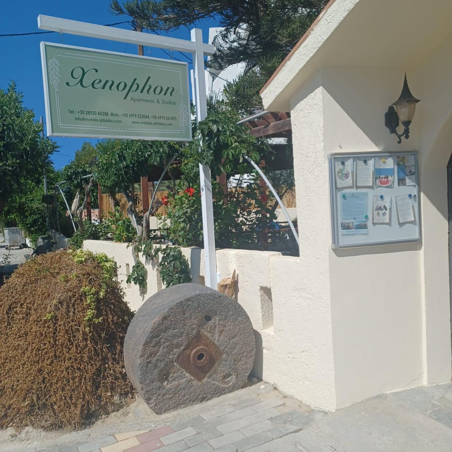 And Xenophon Appartement